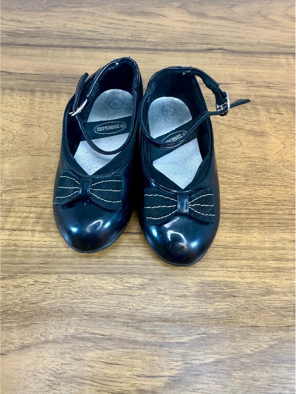Superbos Black Patent Mary Jane Girls Shoes – Size 6